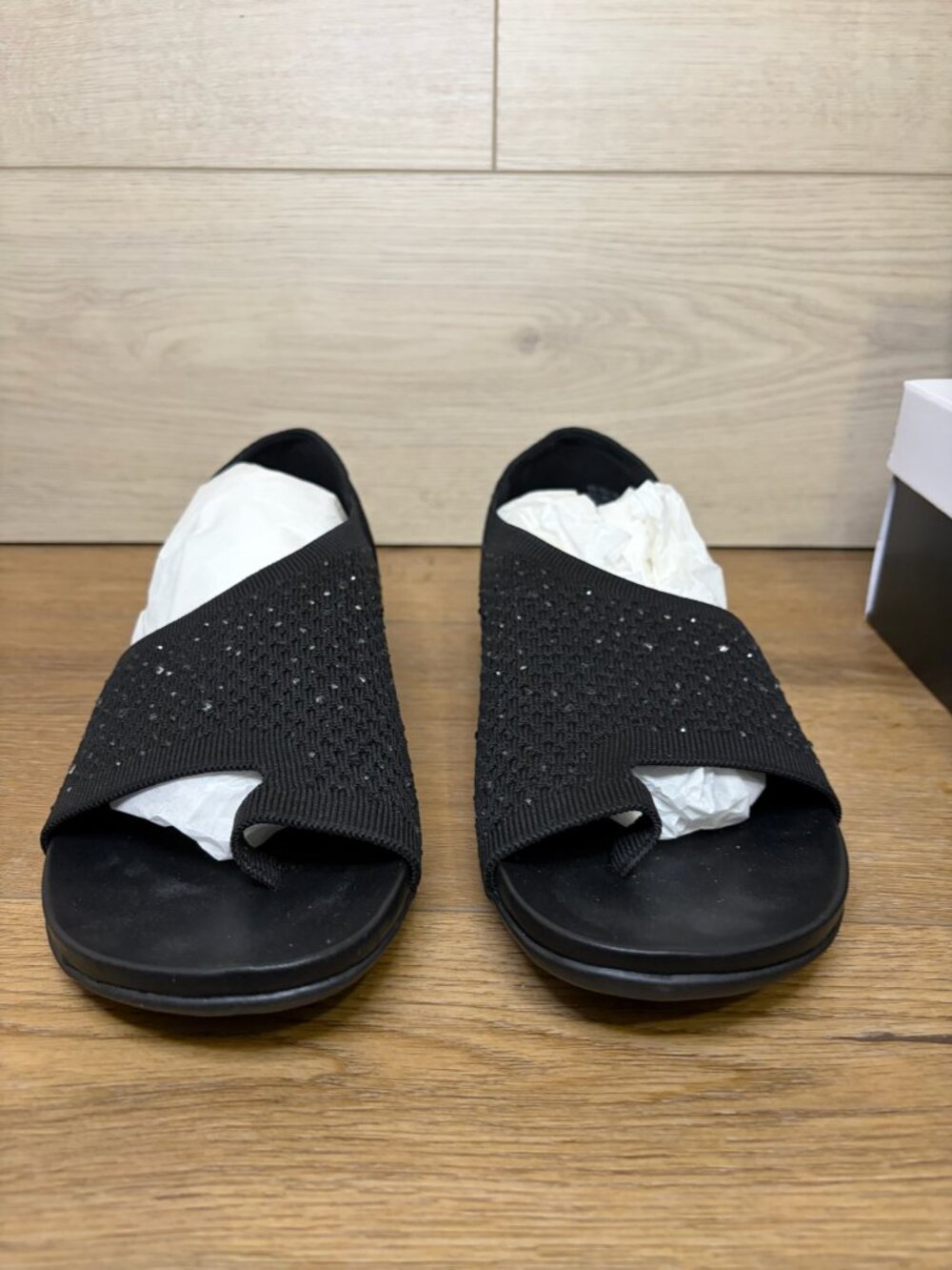 Kenneth Cole Reaction Sential Women's Flat Sandals Black Knit 9.5